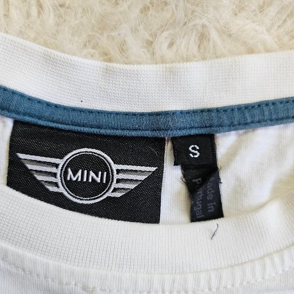 Mini Cooper Women's White 'Life is More Interesting with A Few Twists and Turns' - Picture 6 of 9